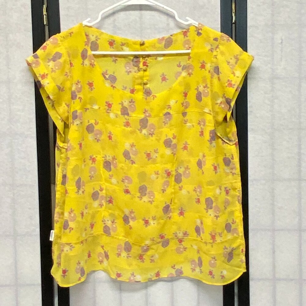 American Eagle Yellow Sheer Tiered Ruffle Cap Sleeve Back Button Top XL - Picture 5 of 13